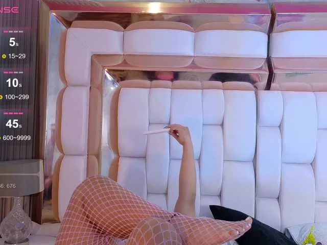 bridgetjean free chat on liveonude Image 6