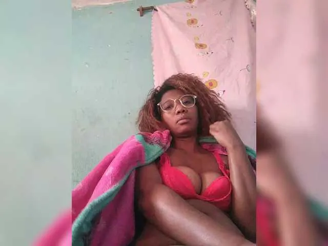 Sexycikas free chat on liveonude Image 2