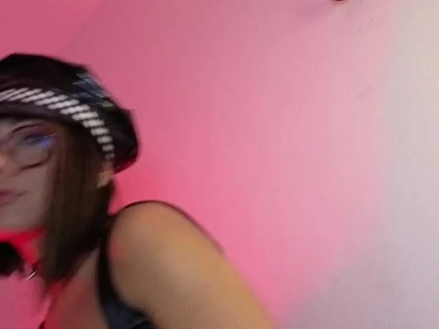 nataliadream5 free chat on liveonude Image 5