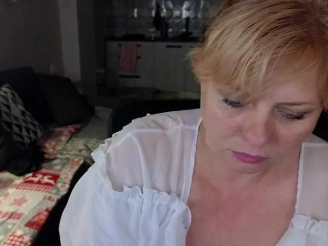 brilliantvictoria free chat on liveonude Image 12