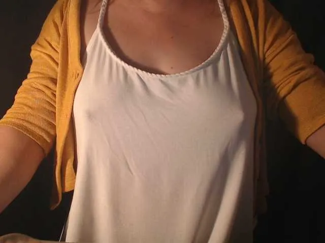 DiamondJo free chat on liveonude Image 15