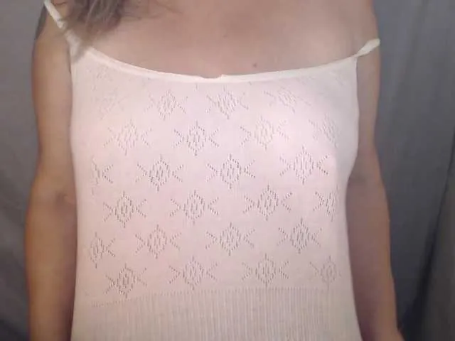 DiamondJo free chat on liveonude Image 6