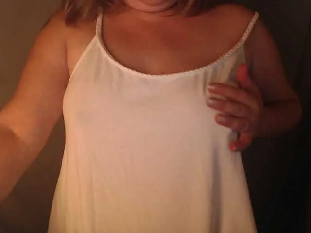 DiamondJo free chat on liveonude Image 7