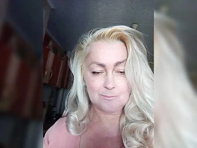 BELBIG free chat on liveonude Image 17