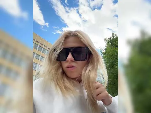 Katyushaa free chat on liveonude Image 11