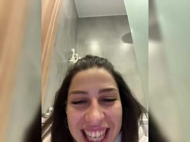 Katyushaa free chat on liveonude Image 18