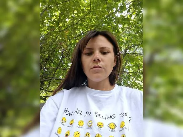 BELBIG free chat on liveonude Image 9