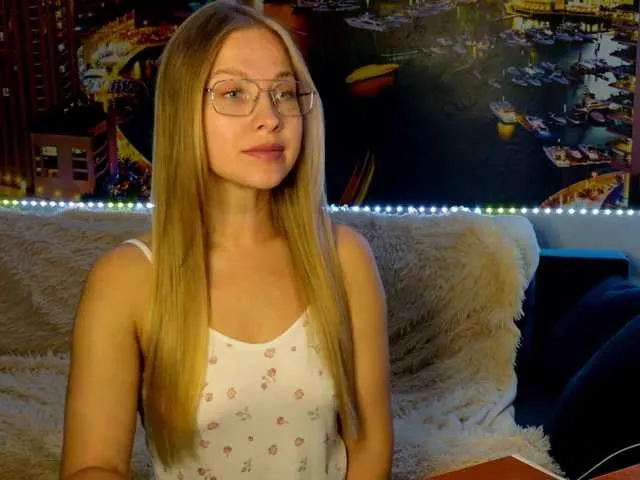 dafni_mon free chat on liveonude Image 14