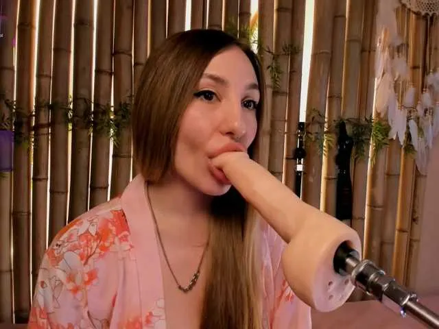 iamLila free chat on liveonude Image 6