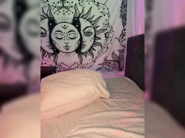 Milana555550 free chat on liveonude Image 17