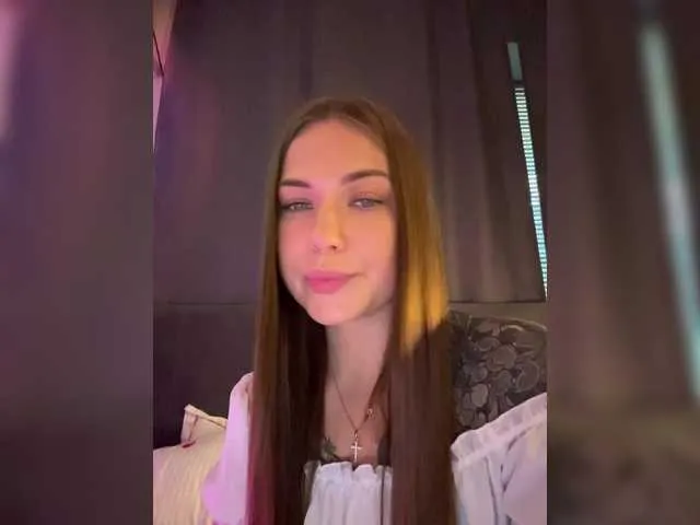 Milana555550 free chat on liveonude Image 3