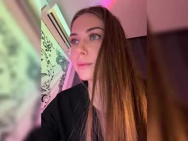 Milana555550 free chat on liveonude Image 7