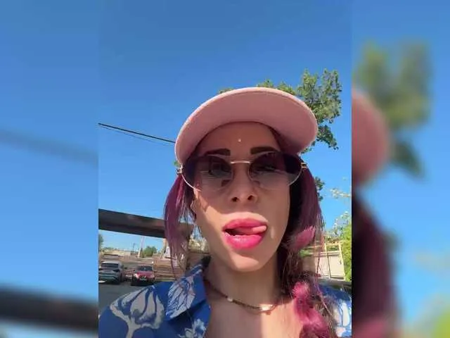 daniaramirez free chat on liveonude Image 3