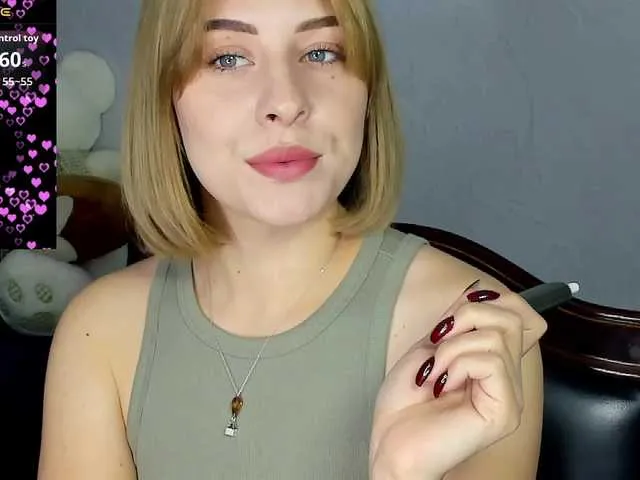 Wild-Angel777 free chat on liveonude Image 15