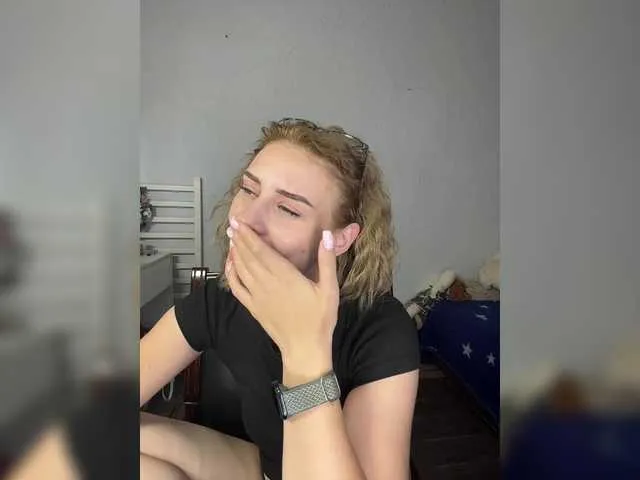 Wild-Angel777 free chat on liveonude Image 8