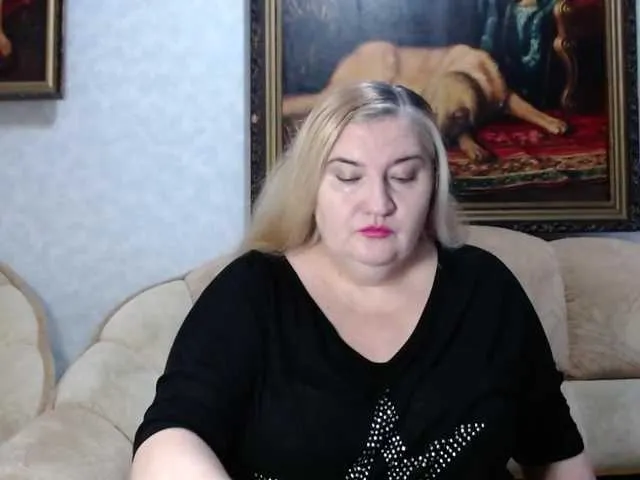 xunybany free chat on liveonude Image 12