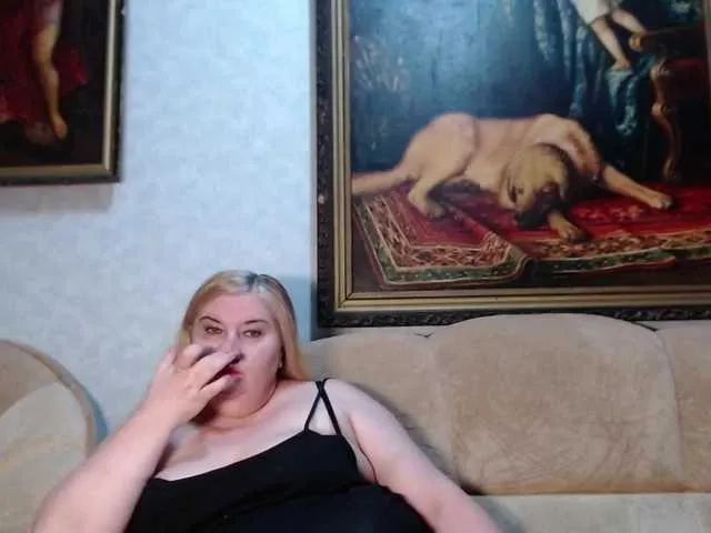 xunybany free chat on liveonude Image 5