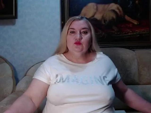 xunybany free chat on liveonude Image 8