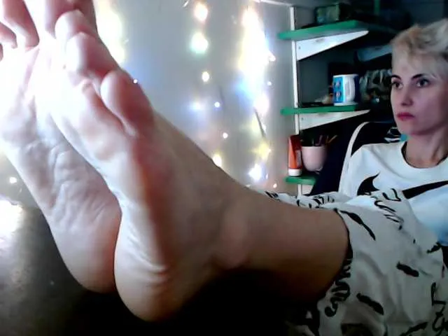 DiamondJo free chat on liveonude Image 5