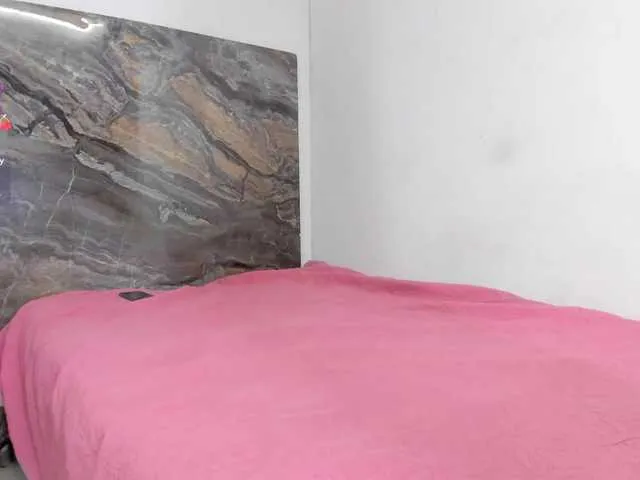 cassie_palmer free chat on liveonude Image 2