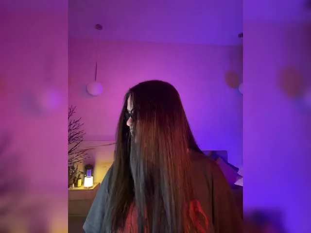 roxyheartley free chat on liveonude Image 12