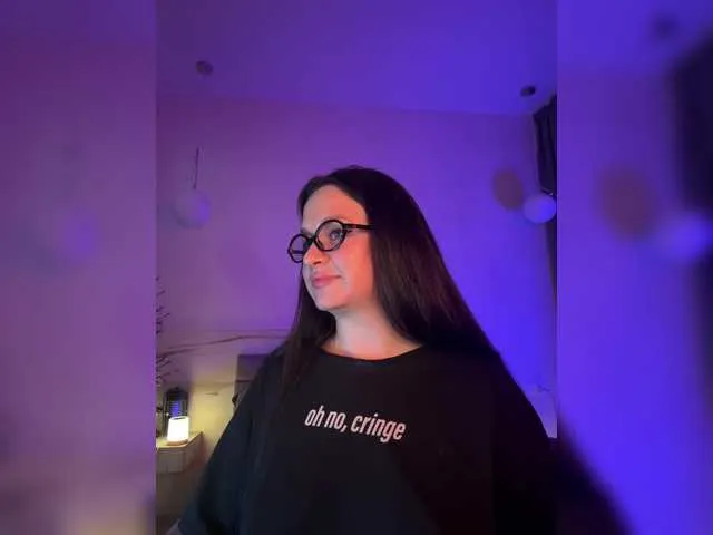 roxyheartley free chat on liveonude Image 9