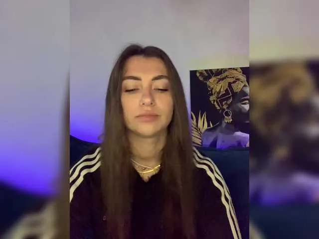 HEYBANANA free chat on liveonude Image 13