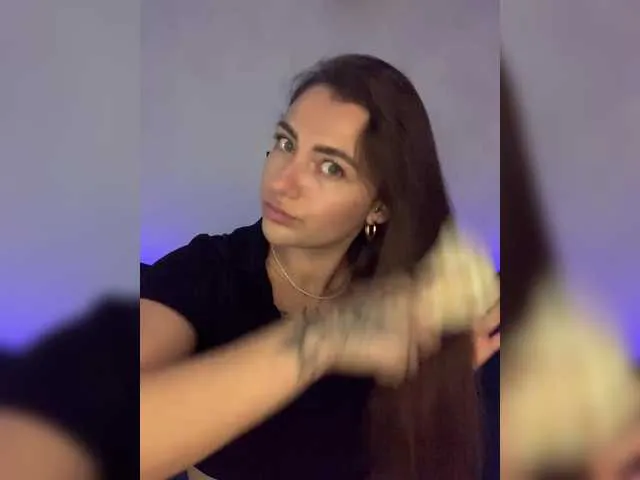 HEYBANANA free chat on liveonude Image 16