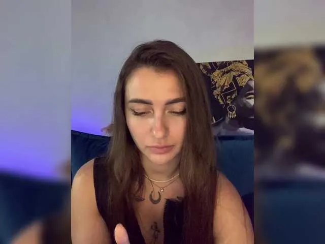 HEYBANANA free chat on liveonude Image 18