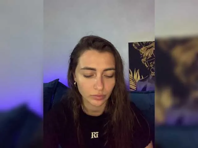 HEYBANANA free chat on liveonude Image 8