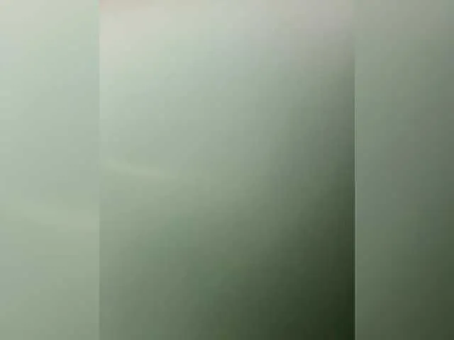 bigclit_isa free chat on liveonude Image 18