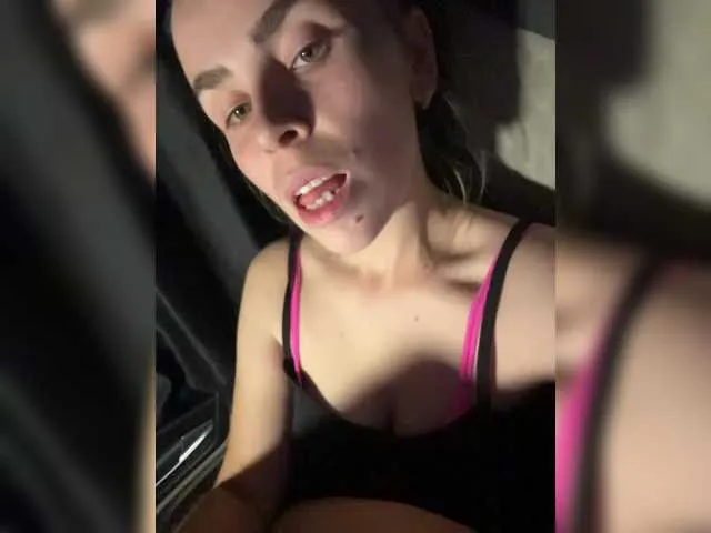 BELBIG free chat on liveonude Image 18