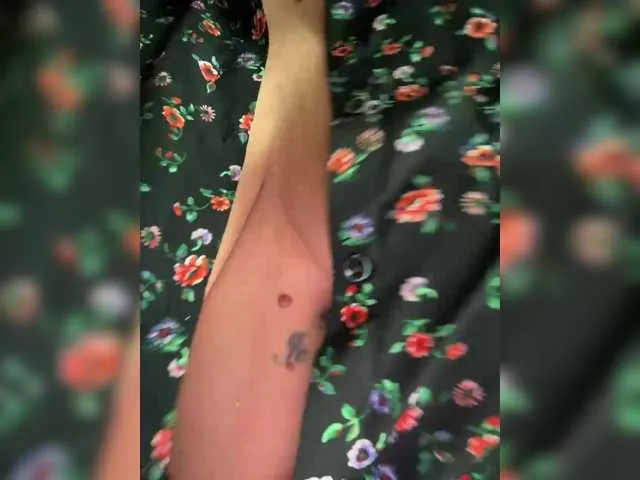 violett_fowlerxx free chat on liveonude Image 4