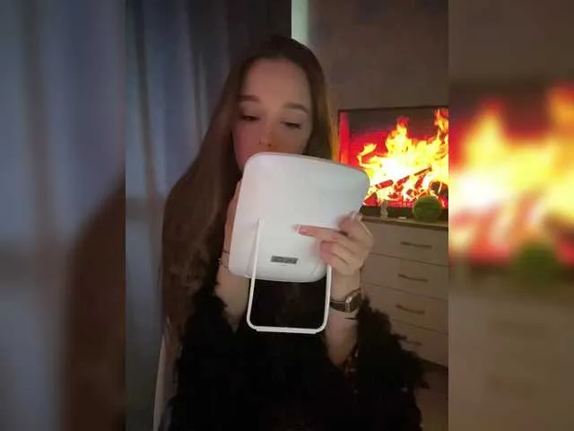 yummylaylax free chat on liveonude Image 2