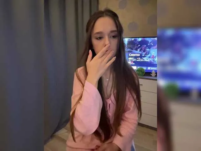 yummylaylax free chat on liveonude Image 8