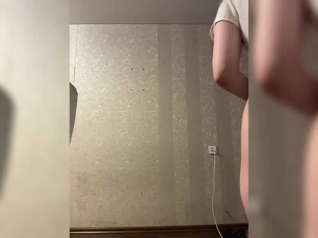 xunybany free chat on liveonude Image 13