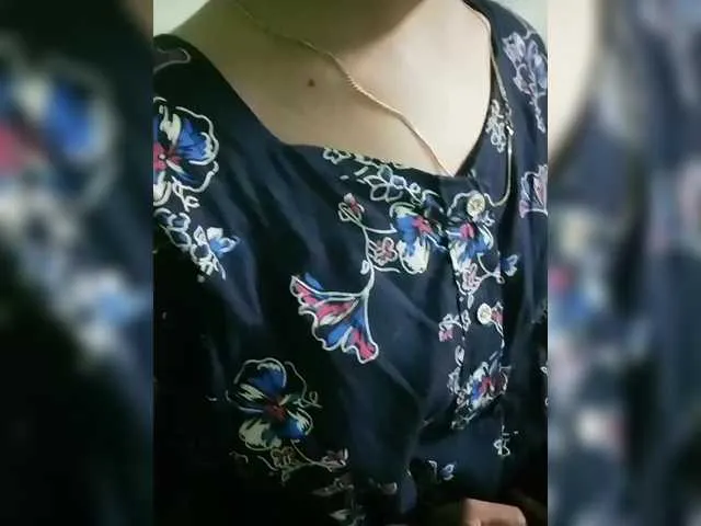 DiamondJo free chat on liveonude Image 6