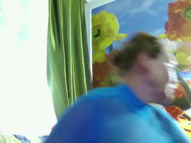 ELENA-XXX free chat on liveonude Image 2