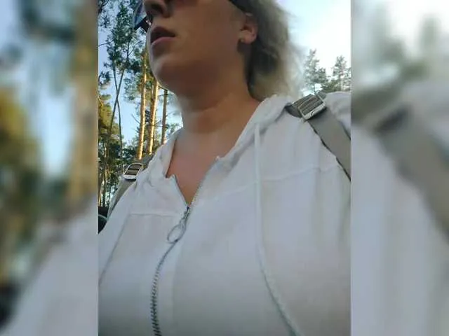 Sonya-reallsugar free chat on liveonude Image 12