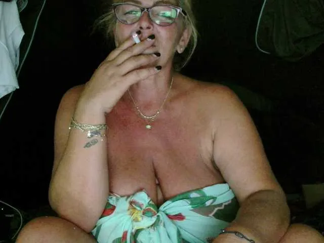 BELBIG free chat on liveonude Image 13