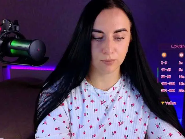 BELBIG free chat on liveonude Image 14