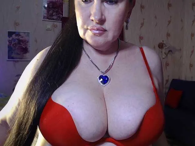 ELENA-XXX free chat on liveonude Image 16