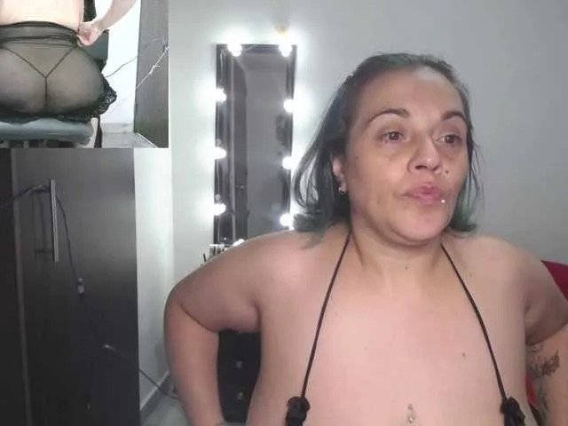 ilovewhitecocksalot free chat on liveonude Image 8