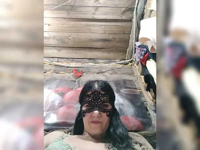 brilliantvictoria free chat on liveonude Image 4