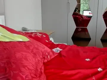 remax14 free chat on liveonude Image 9