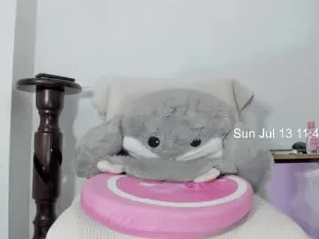 BELBIG free chat on liveonude Image 2