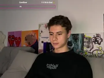 xunybany free chat on liveonude Image 4