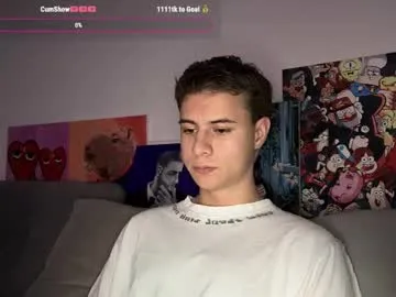 xunybany free chat on liveonude Image 7