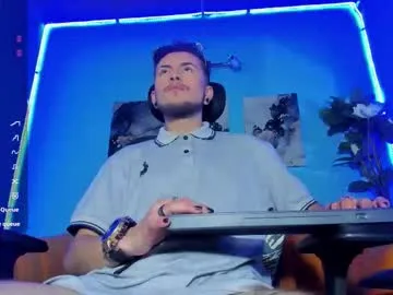 little__sophie18 free chat on liveonude Image 2