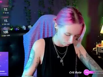 rouxe_lee free chat on liveonude Image 12